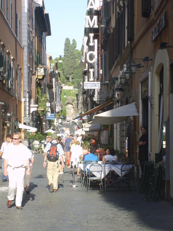Suites Rome Exterior photo